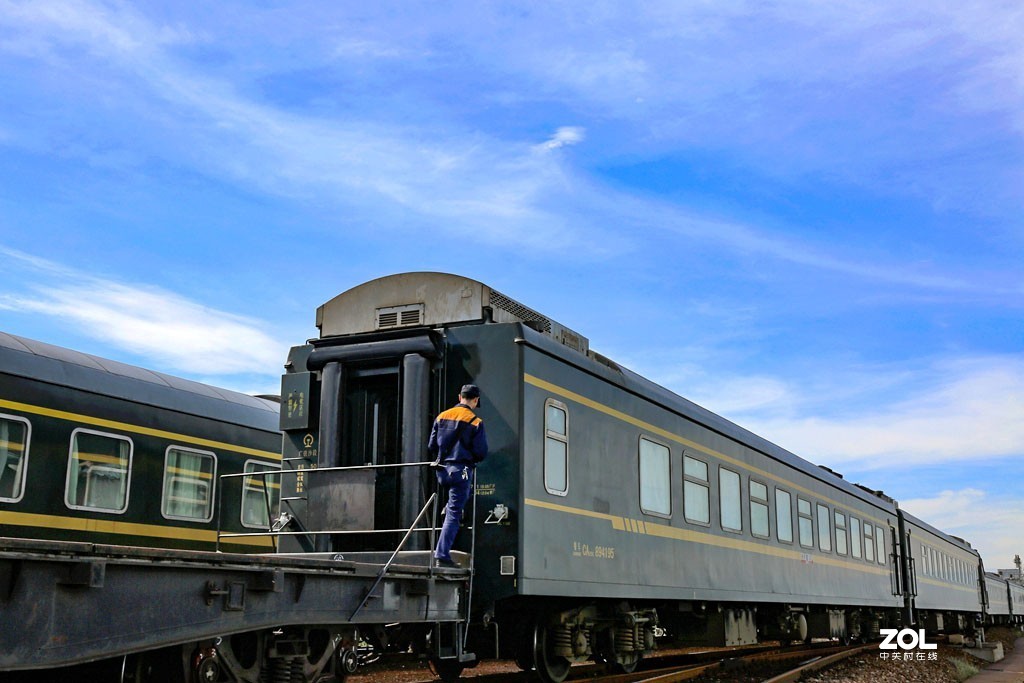 列车上船过琼州海峡