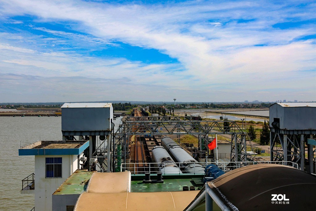 列车上船过琼州海峡