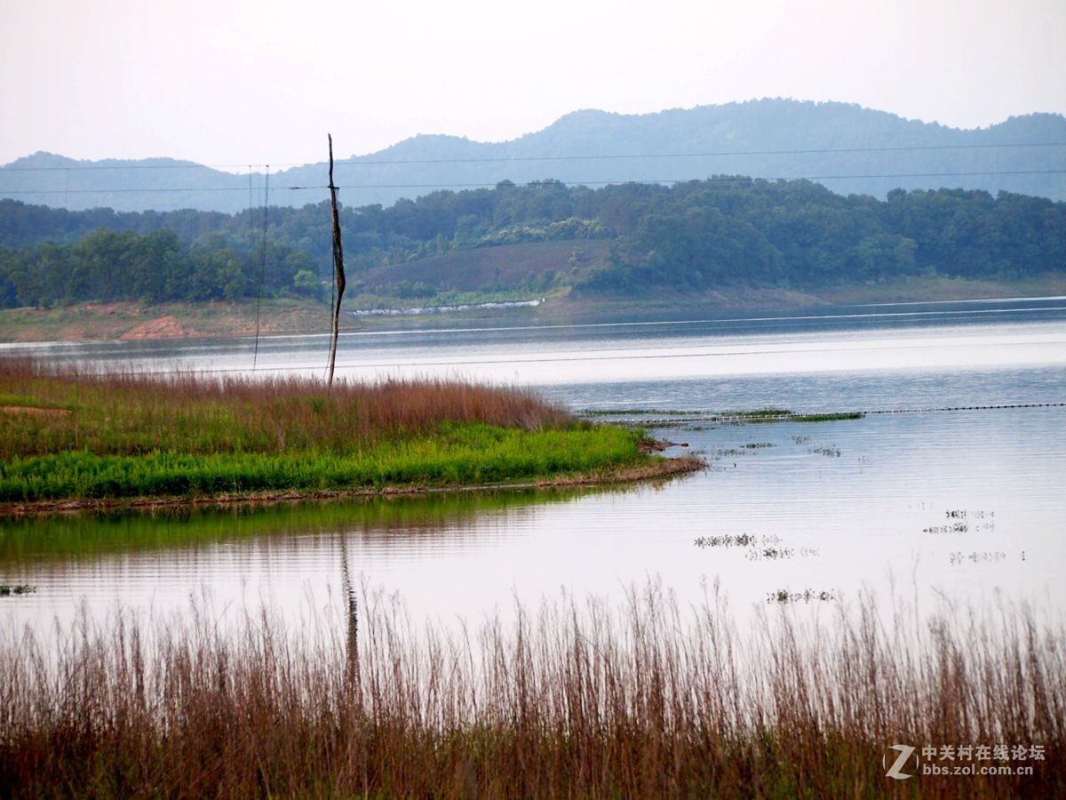 信阳南湾水利风景区初夏晨霞