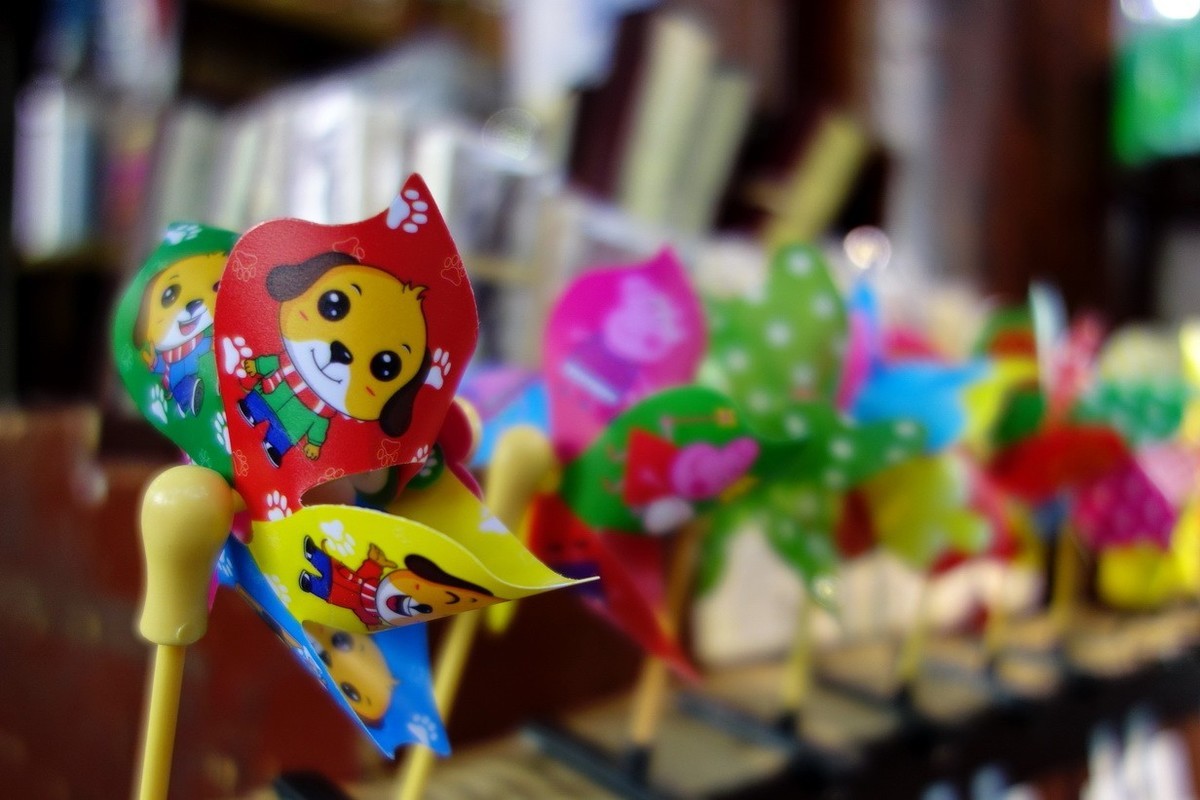 2019-05-29  闲逛的人们找不到三潭印月的船码头