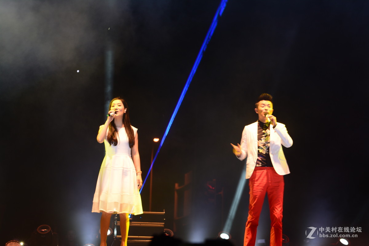 凤凰传奇到江油演出