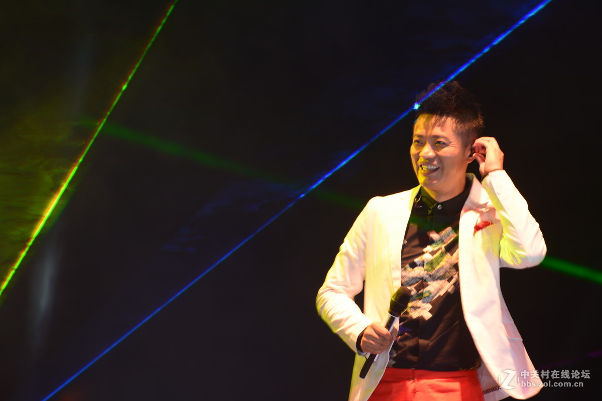 凤凰传奇到江油演出