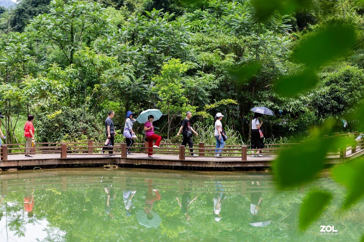 多彩贵州——小七孔桥