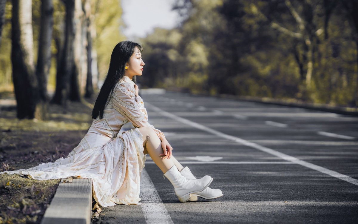 【罗兵】林荫大道