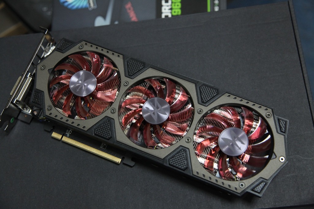 亲测影驰960GAMER核心频率与显存频率对比