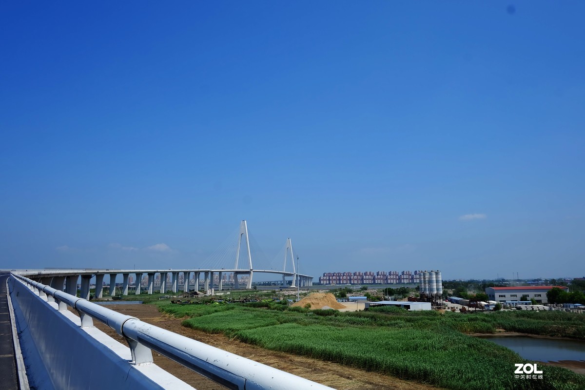 大中午的烈日炎炎下瞎吧乱拍……