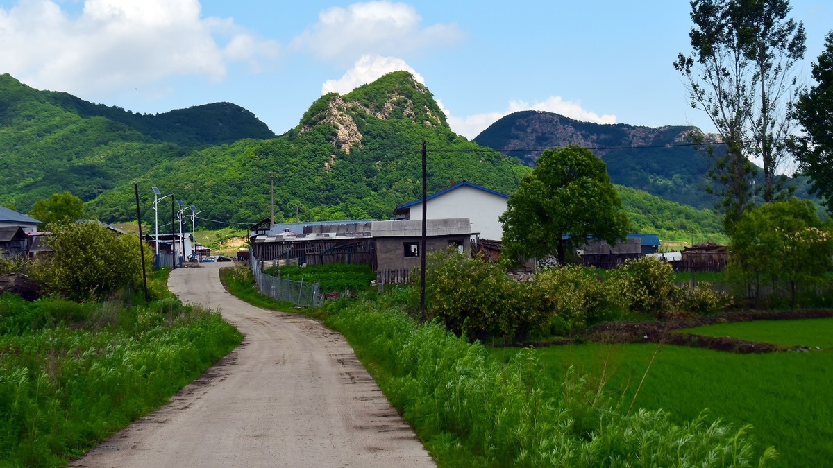 19.622尚志山关登山