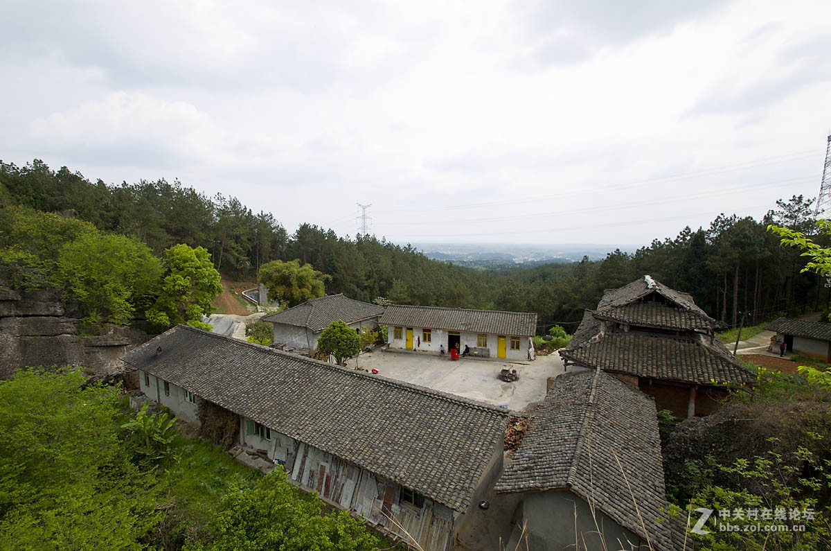 登顶申家沟 踏寻罗汉洞