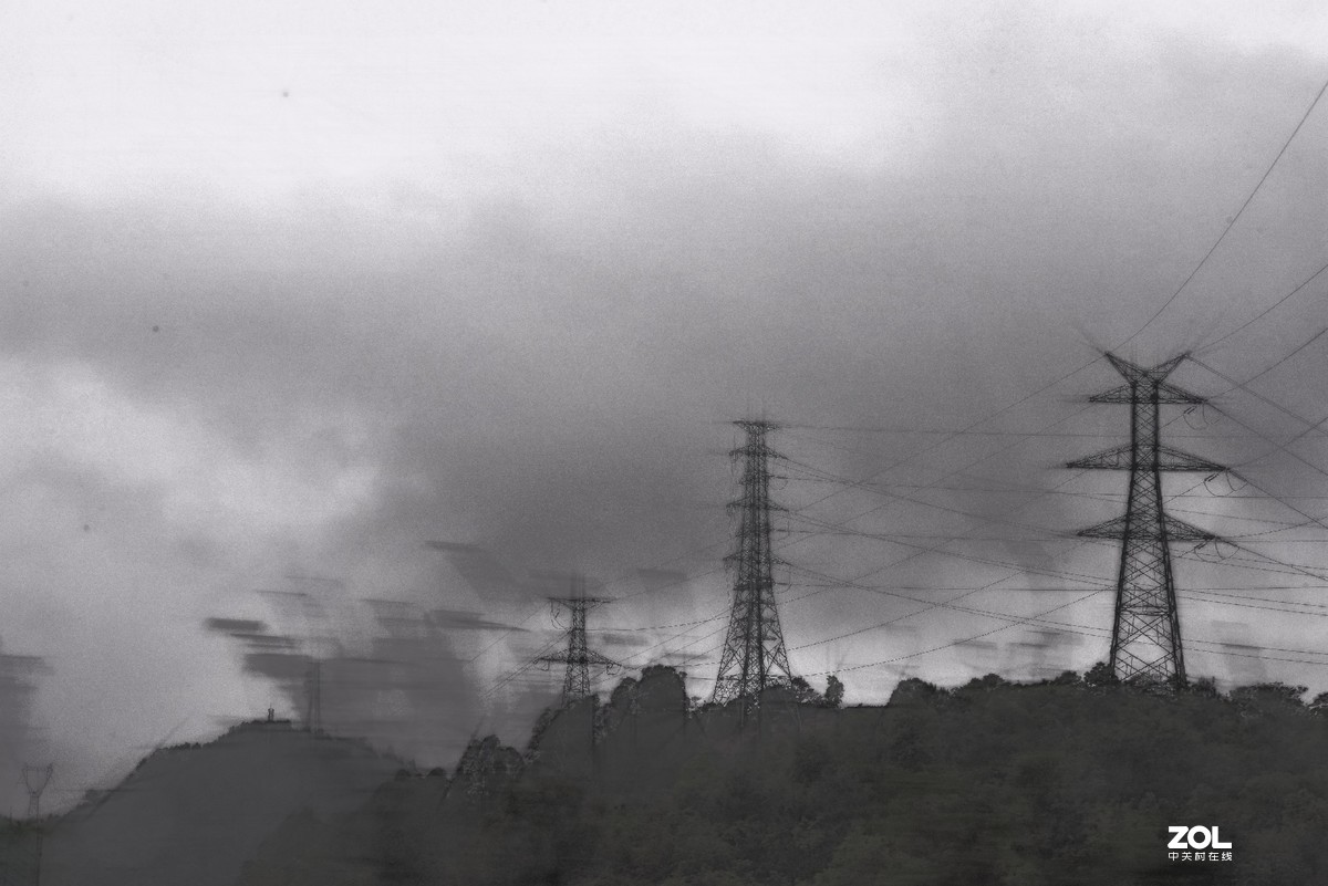 清明时节雨中景