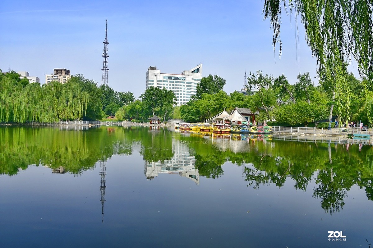 游拍西安莲湖公园