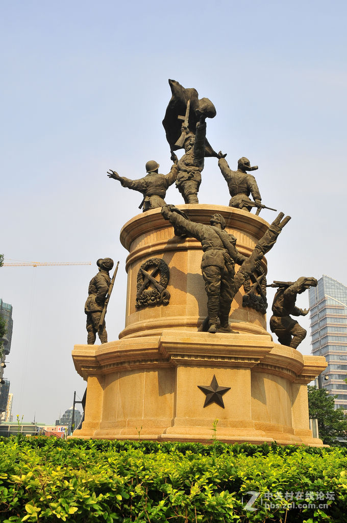 解放天津纪念雕像