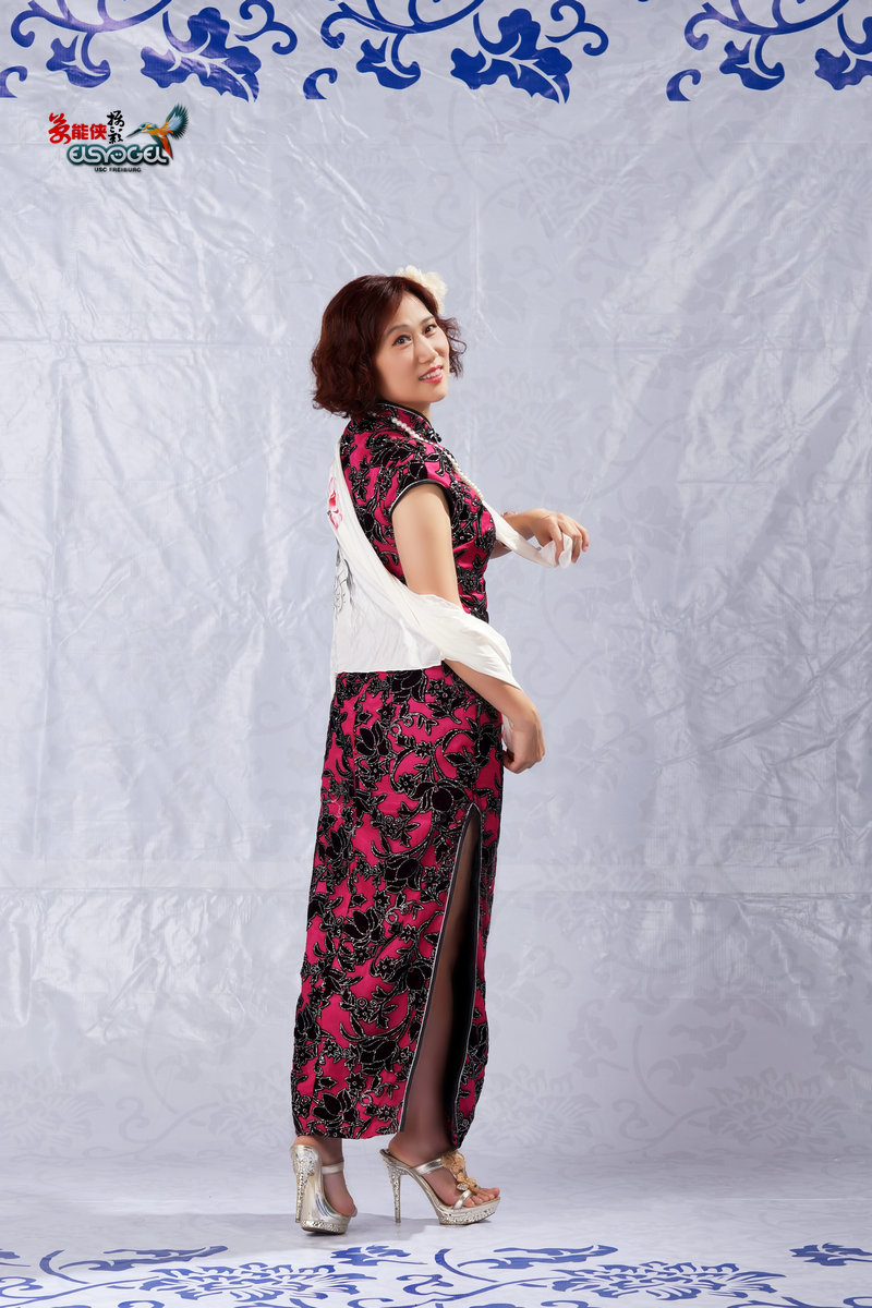 【风韵犹存】一个中年美女------可可