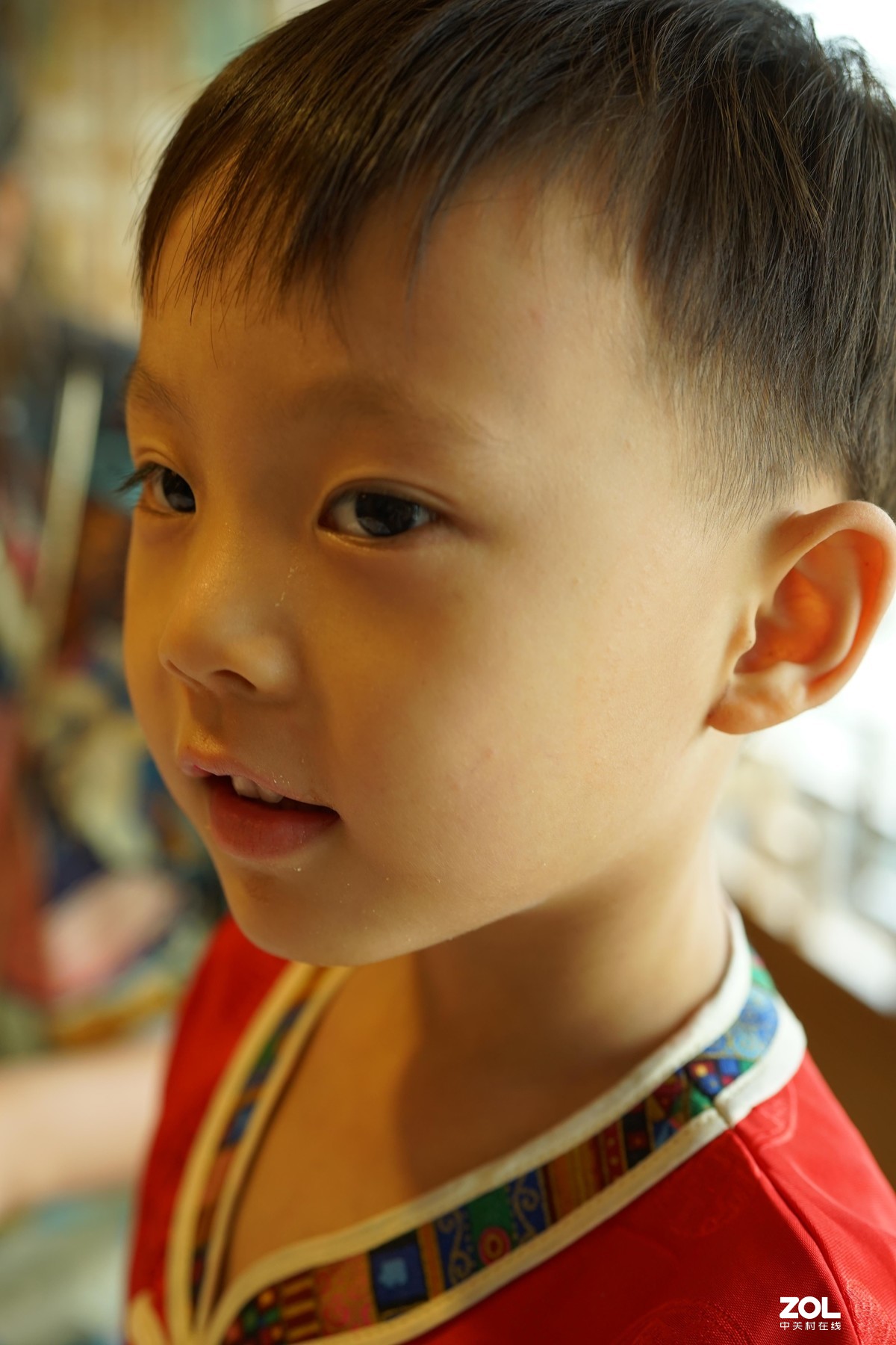 小外孙过生日一一快快乐乐！