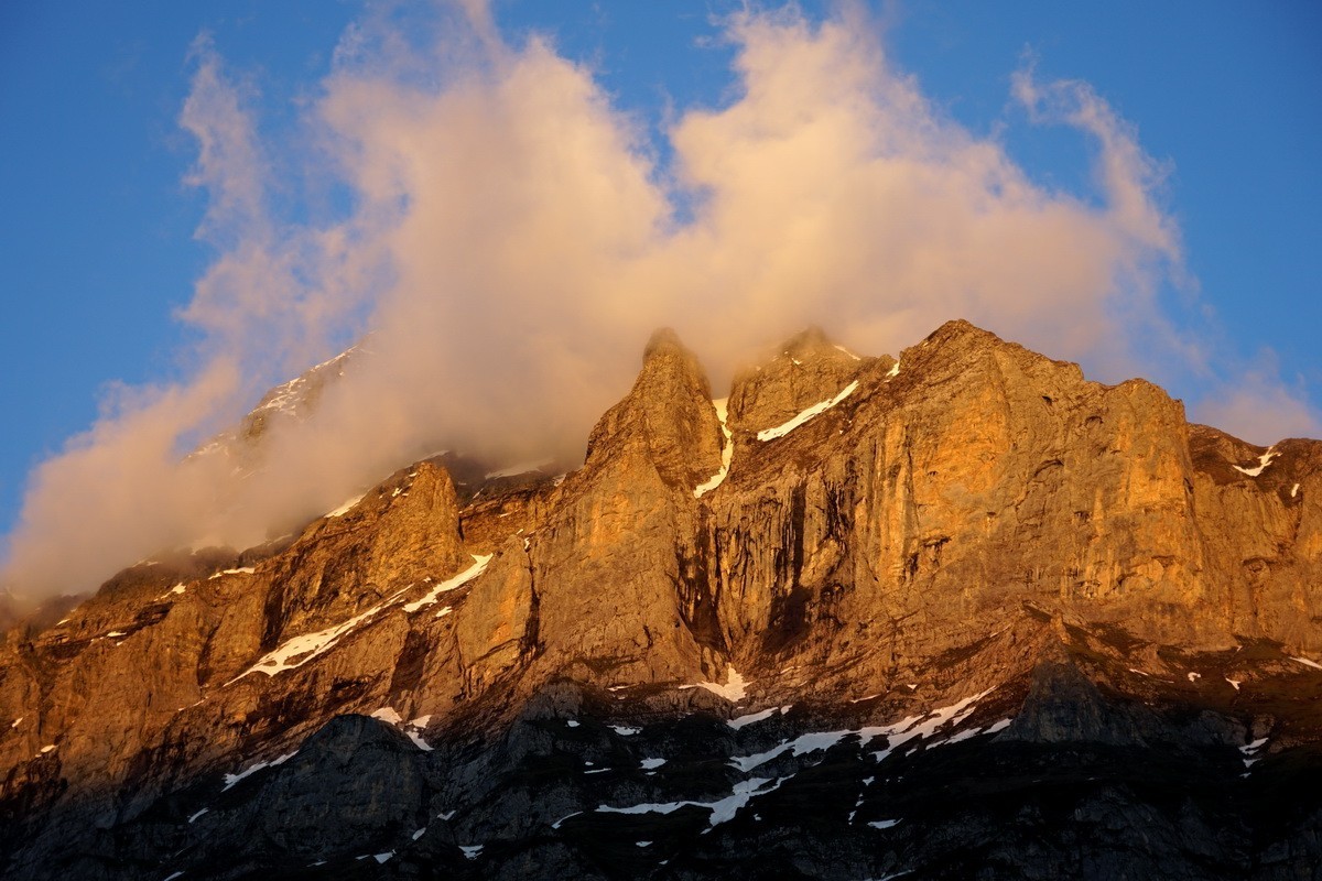 2019-6-13 在格林德瓦看到岂止是壮观