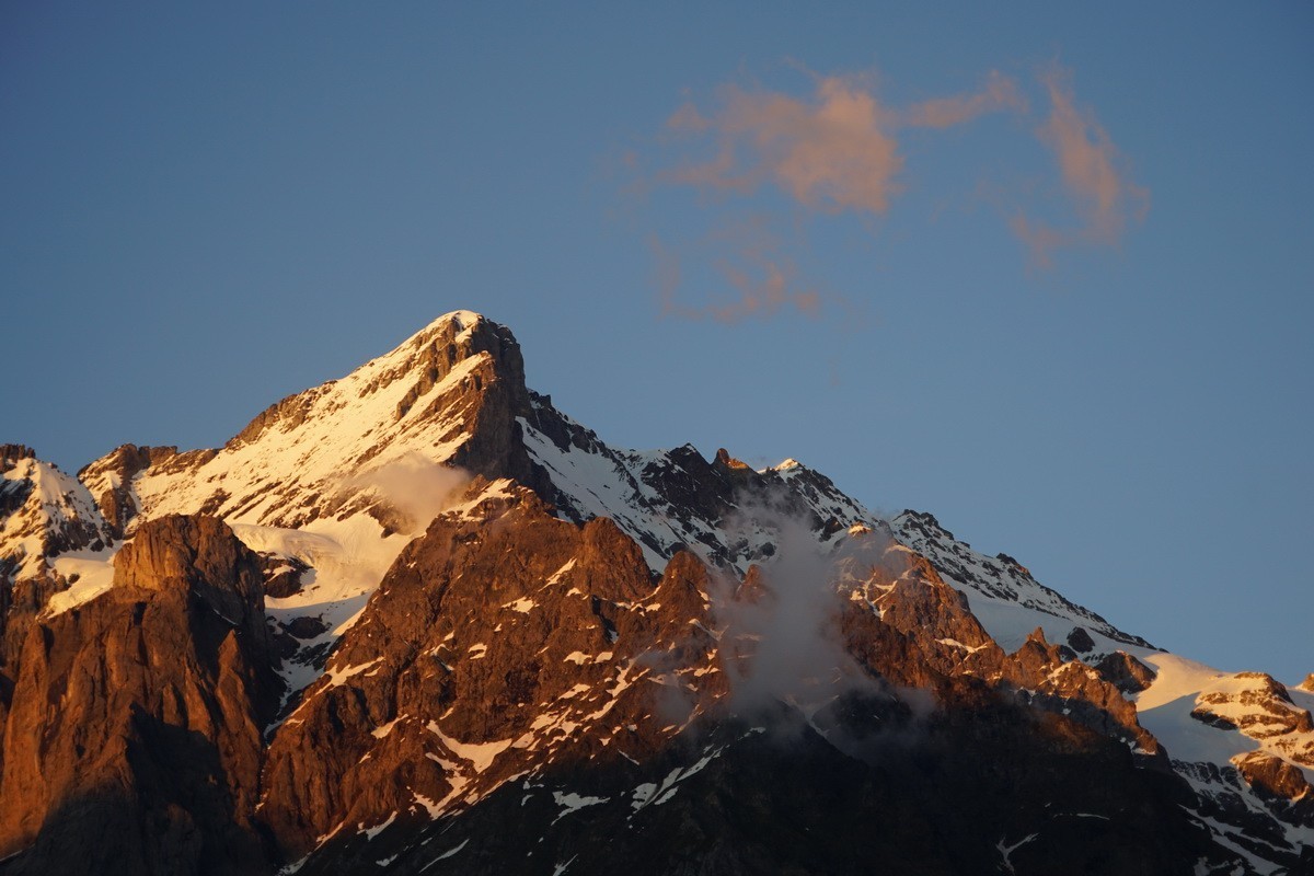 2019-6-13 在格林德瓦看到岂止是壮观