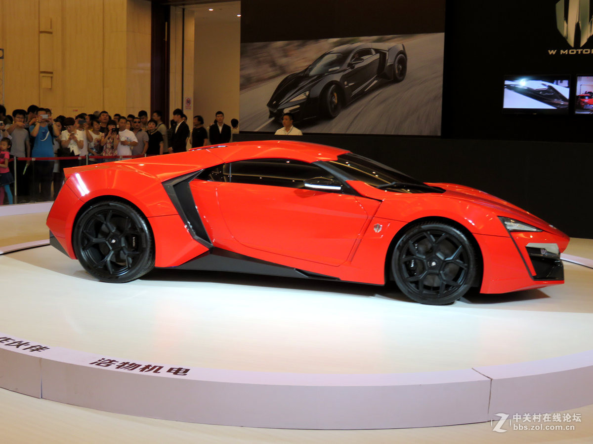 世界最贵跑车-莱肯360度环视