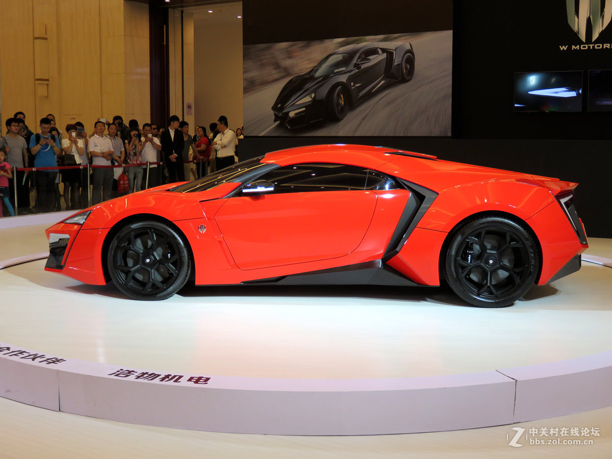 世界最贵跑车-莱肯360度环视