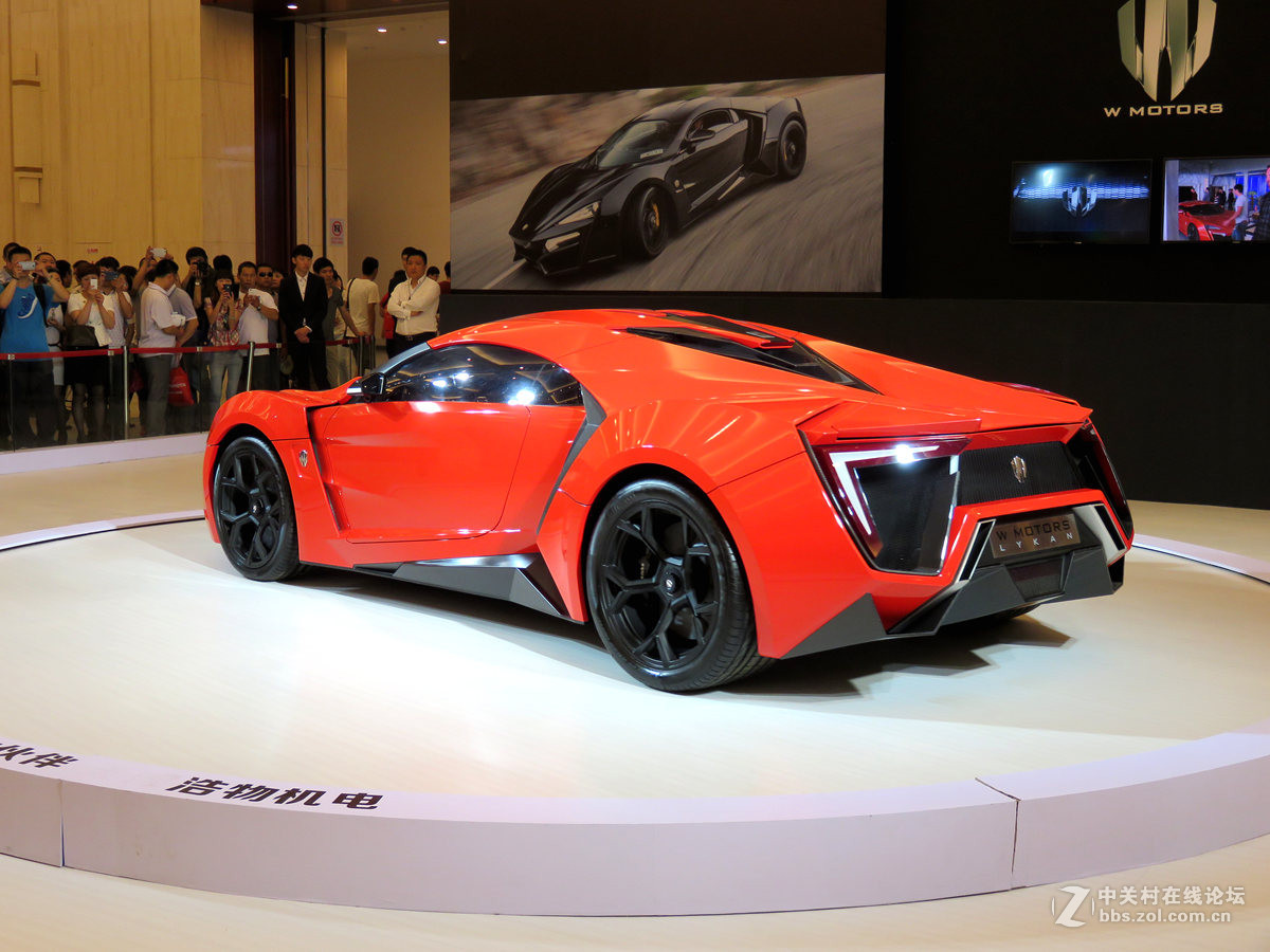 世界最贵跑车-莱肯360度环视