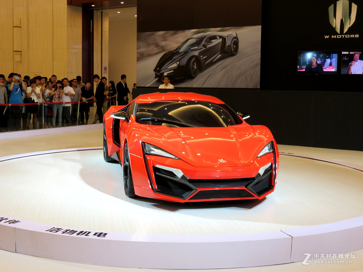 世界最贵跑车-莱肯360度环视