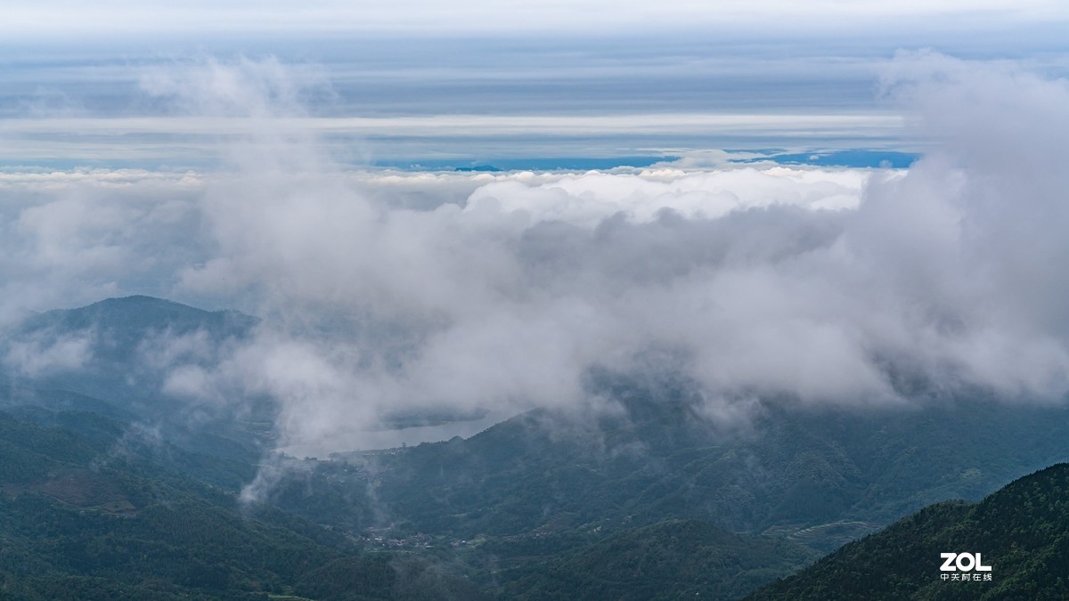 大容山三四月的几场云海