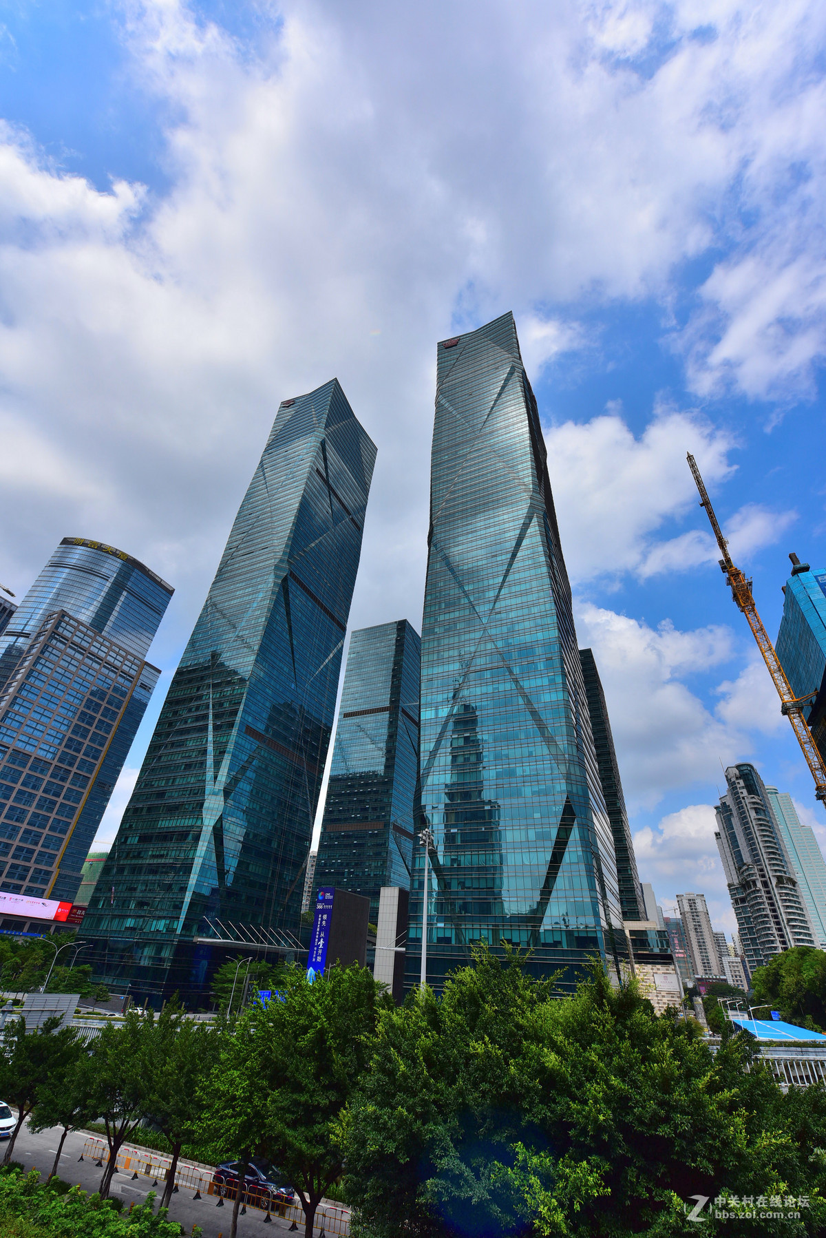 广角城市建筑风光