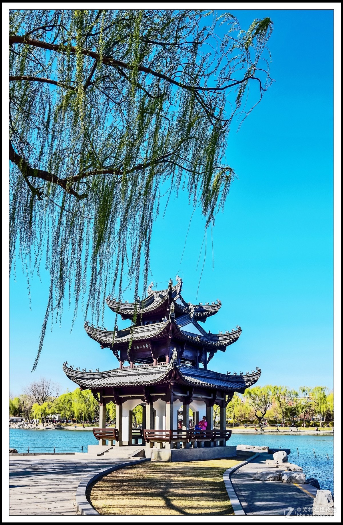 踏春图