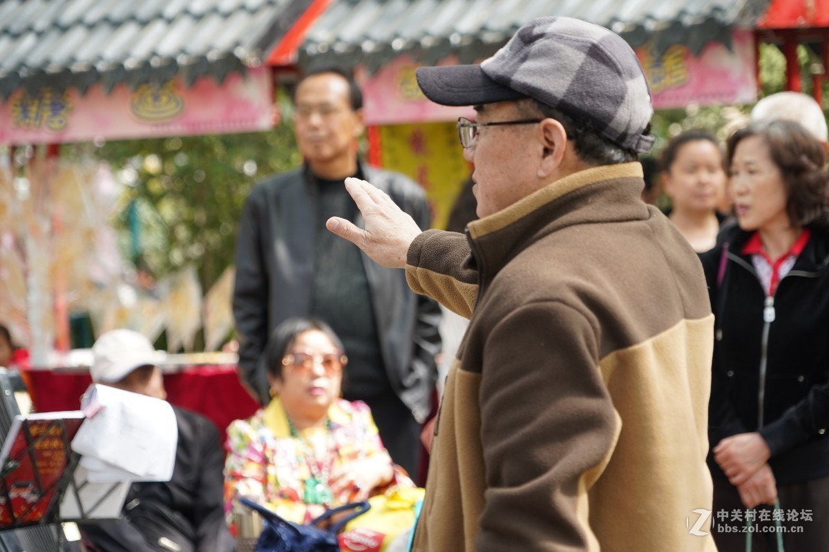 # 向版主求精 #老年 草根歌唱音乐会