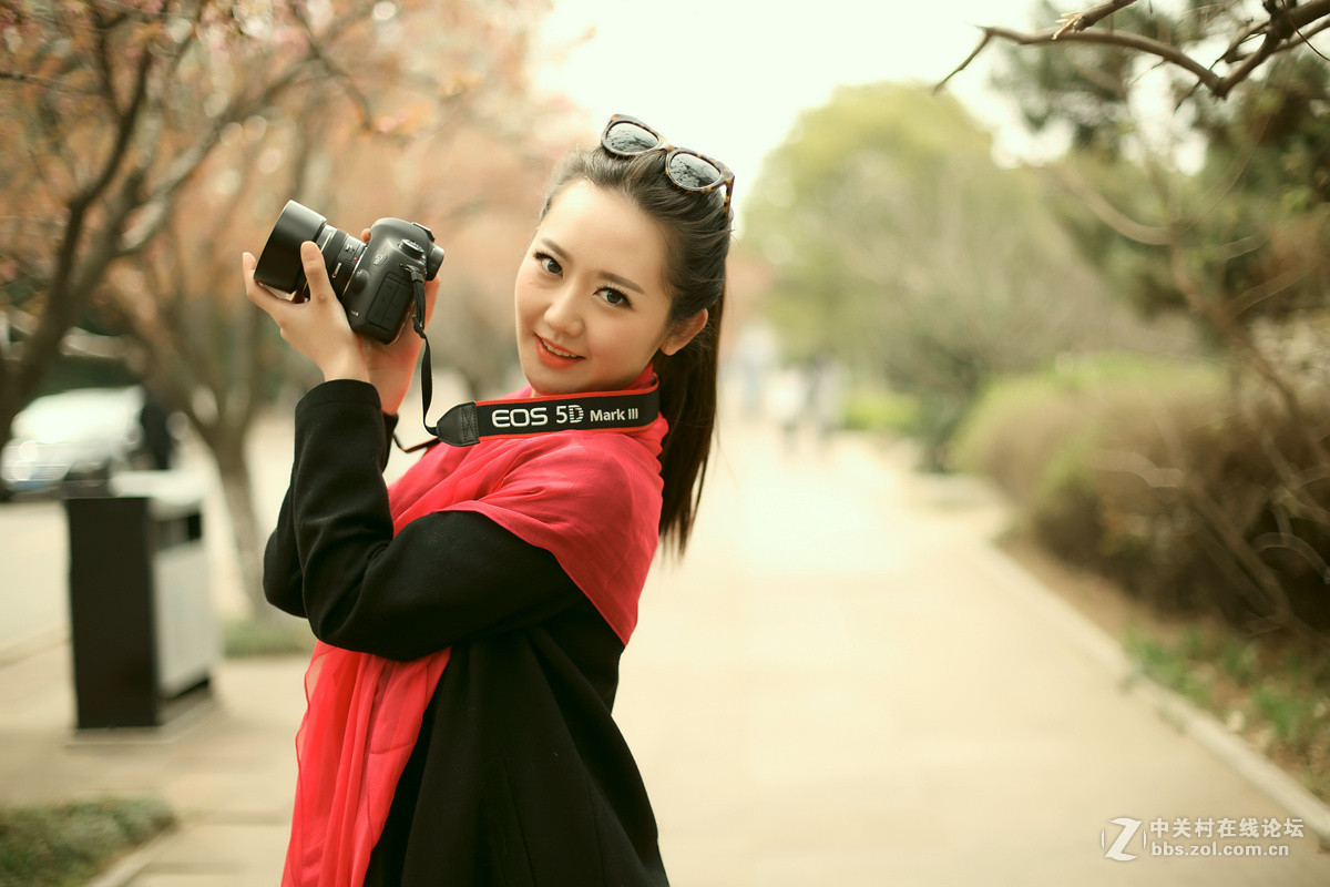 动静佳宜我行我素---爱摄影的临沂女孩宋佳怡