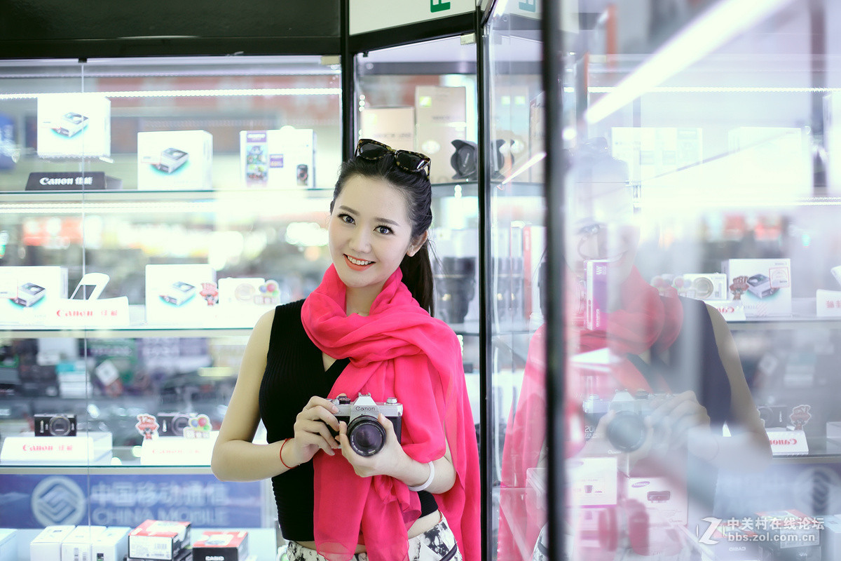 动静佳宜我行我素---爱摄影的临沂女孩宋佳怡