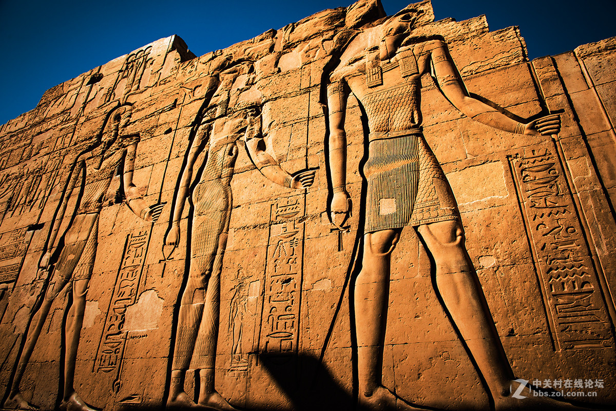 埃及科翁坡神庙的壁画