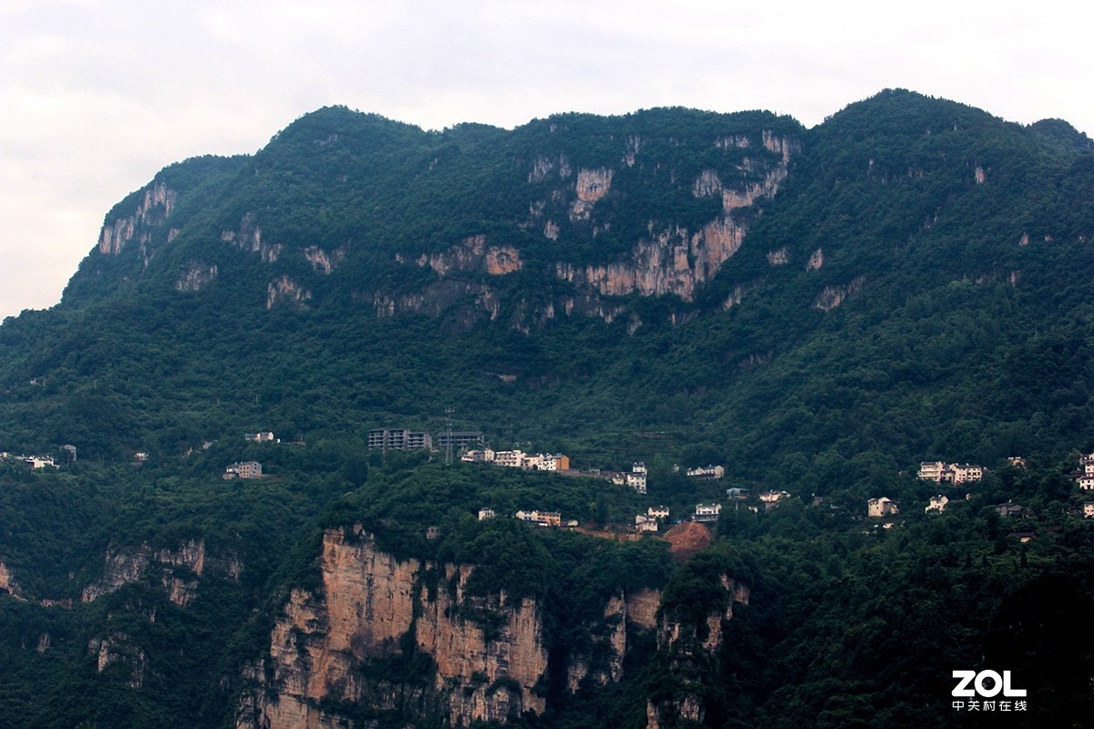 西陵峡景色（一组小白兔风光）