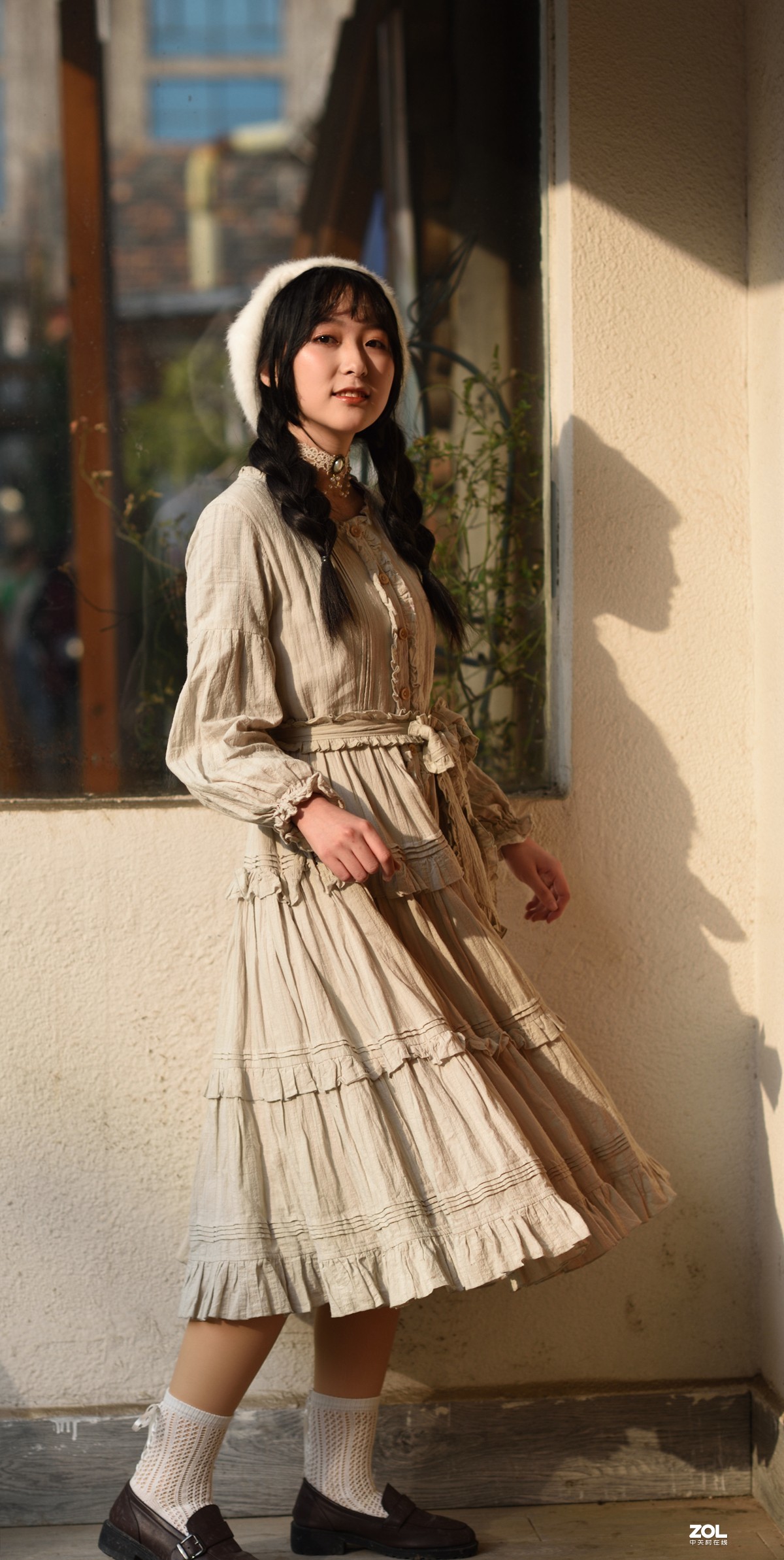 穿洛丽塔的高三女生