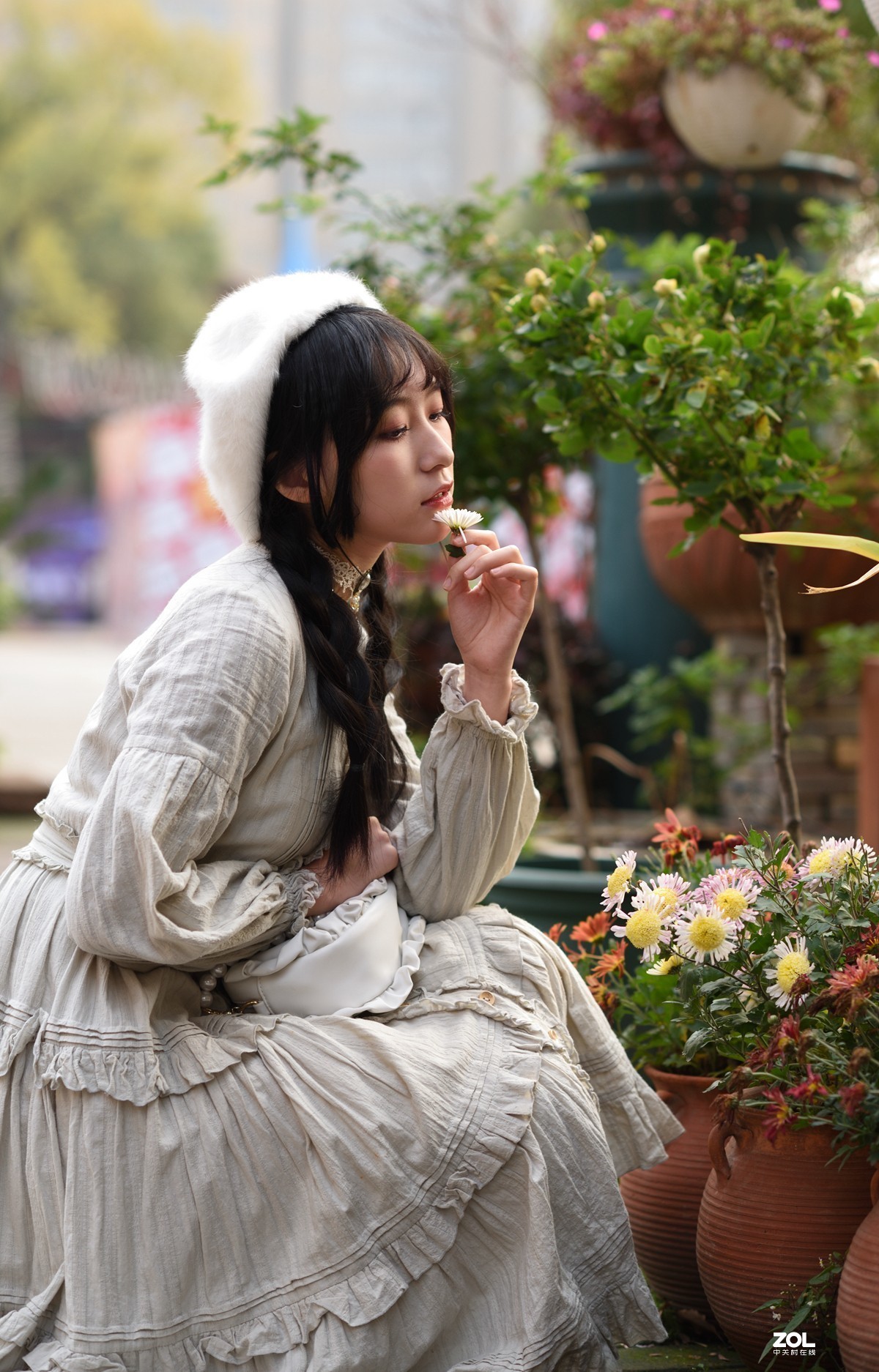 穿洛丽塔的高三女生