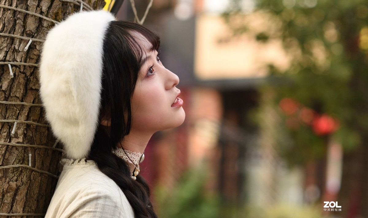 穿洛丽塔的高三女生