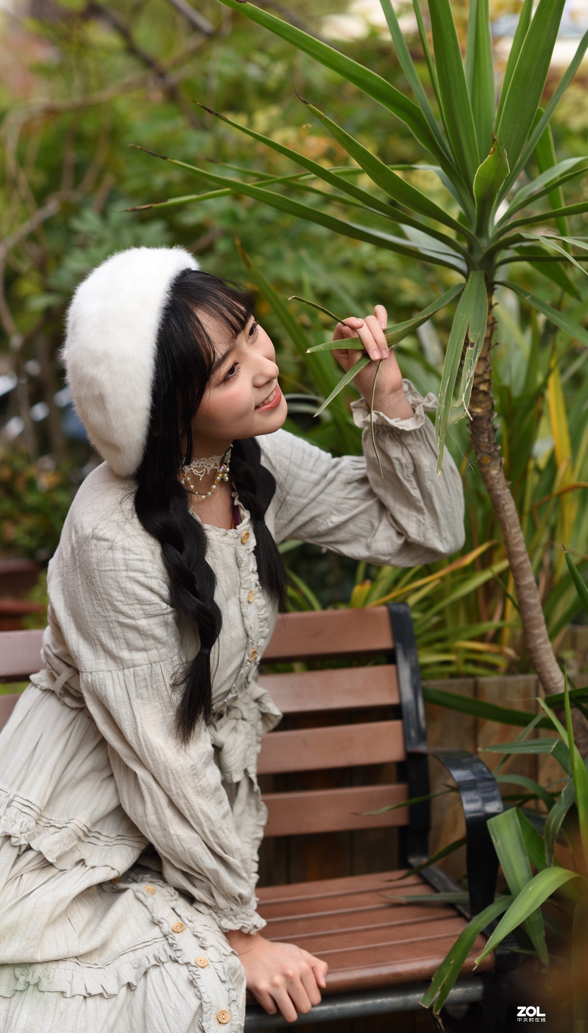 穿洛丽塔的高三女生