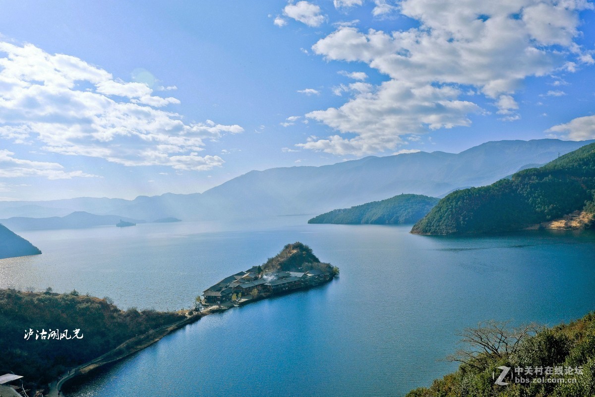 泸沽湖风光