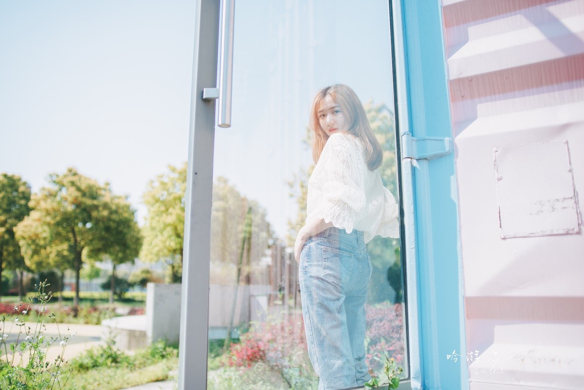 一个很夏天的春日下午 --- D750+ 28 1.4D百变妖+ 个别85 1.4G  ?