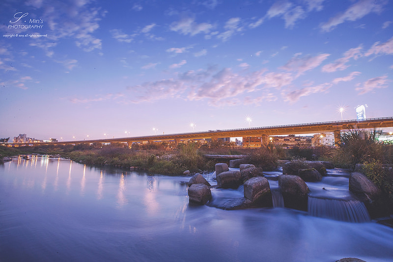 有人说这是夜晚曝光的教学片？