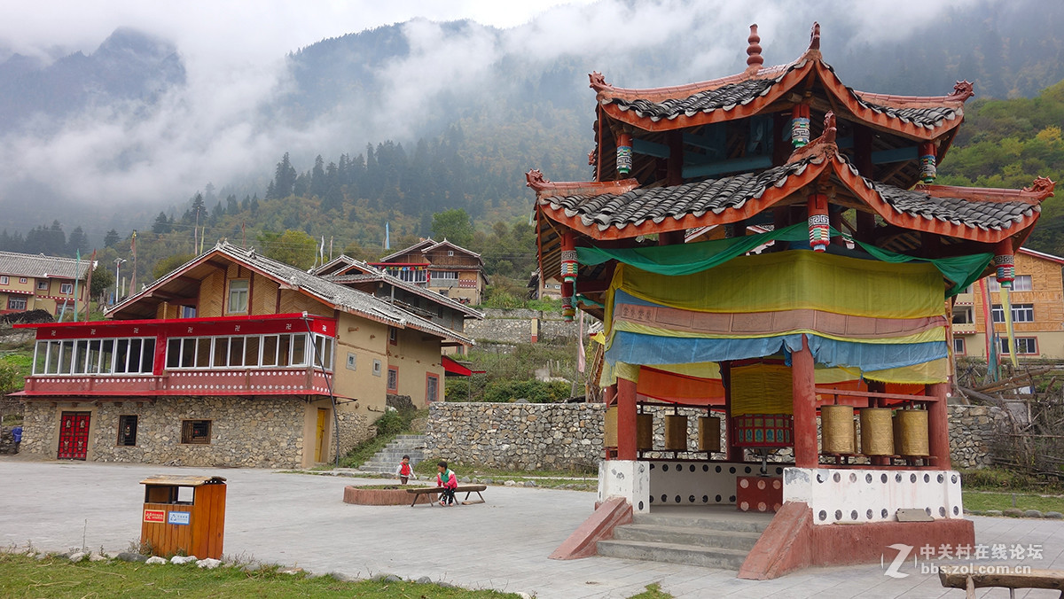 走进藏寨——中渣沟