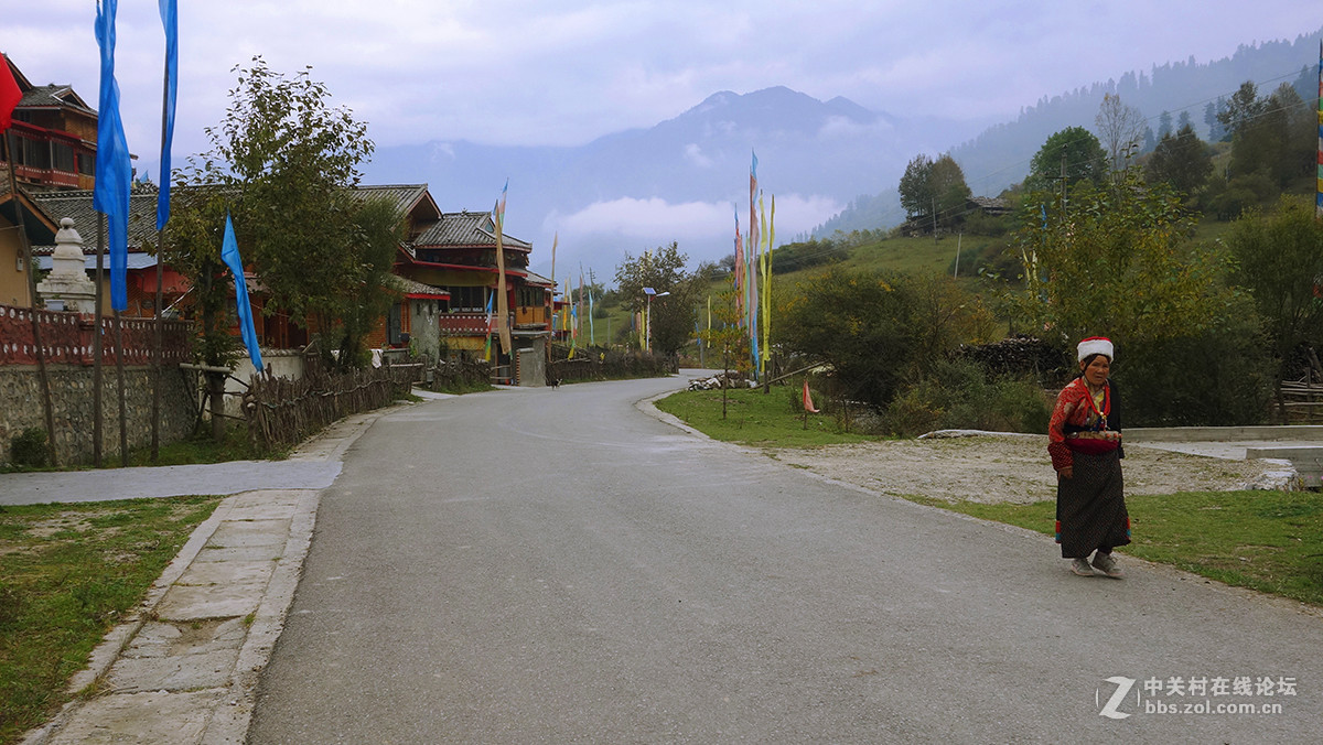 走进藏寨——中渣沟