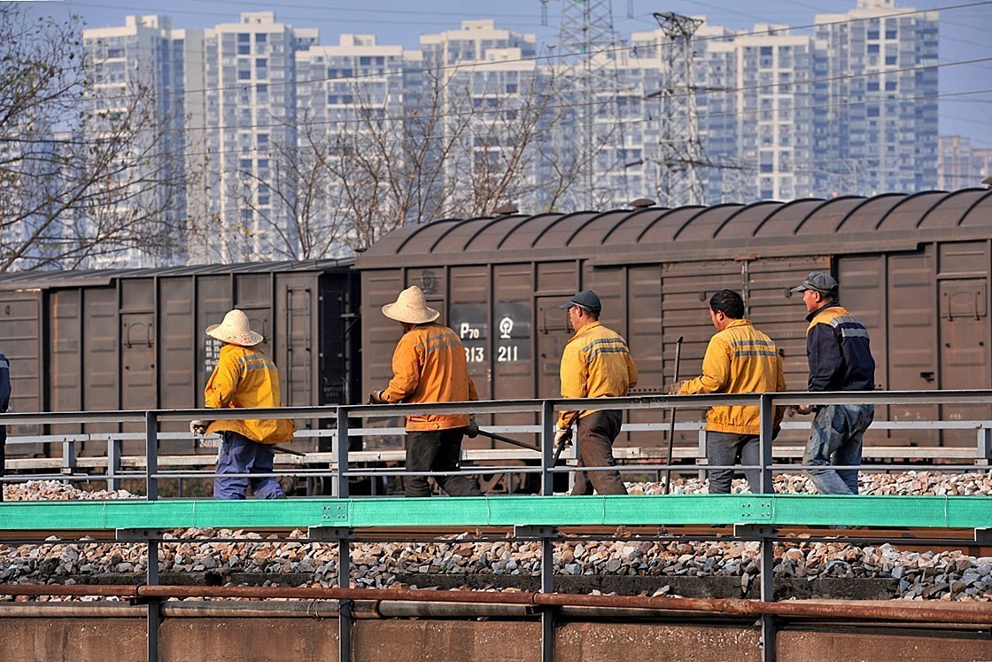 铁道线上的建设者