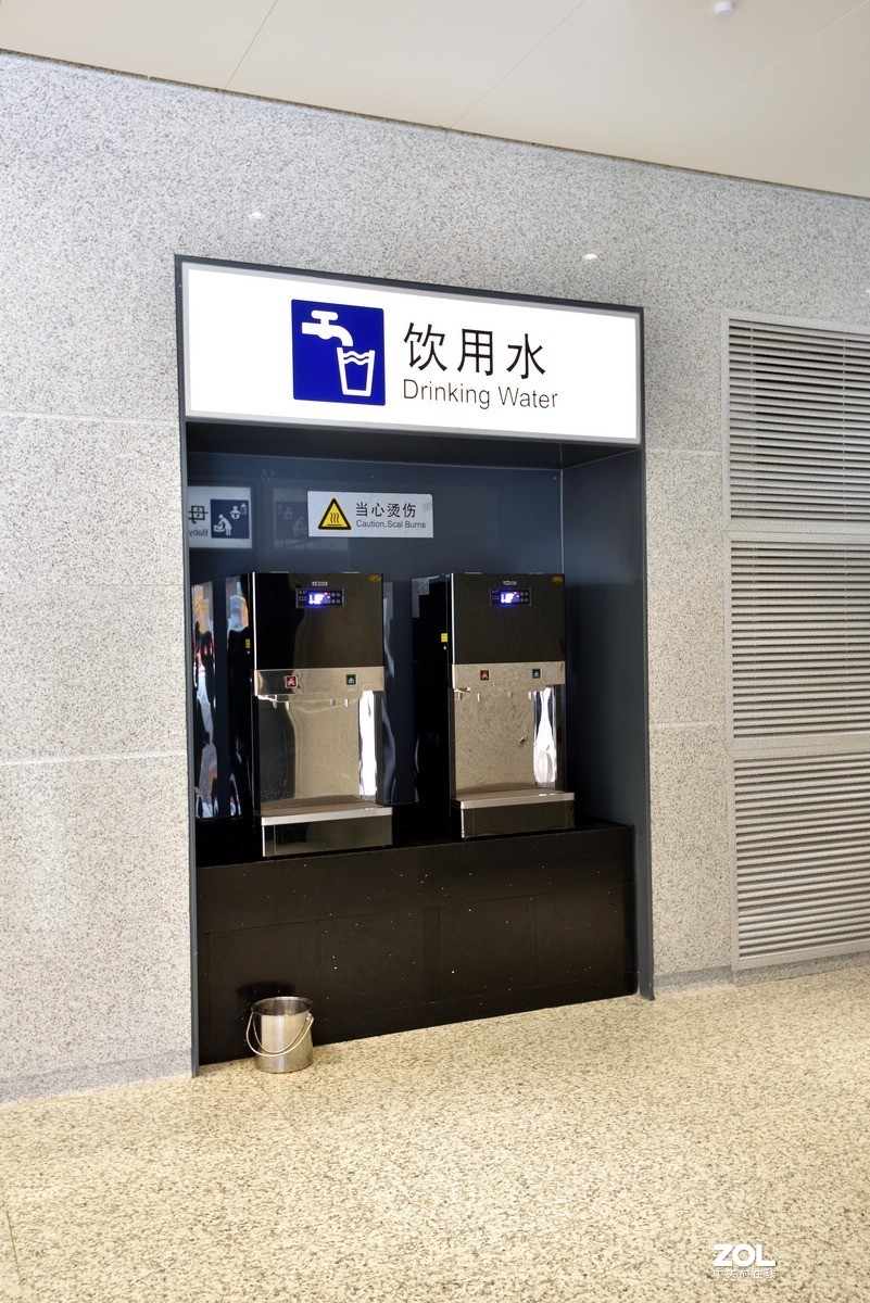 太子城高铁站与太舞小镇