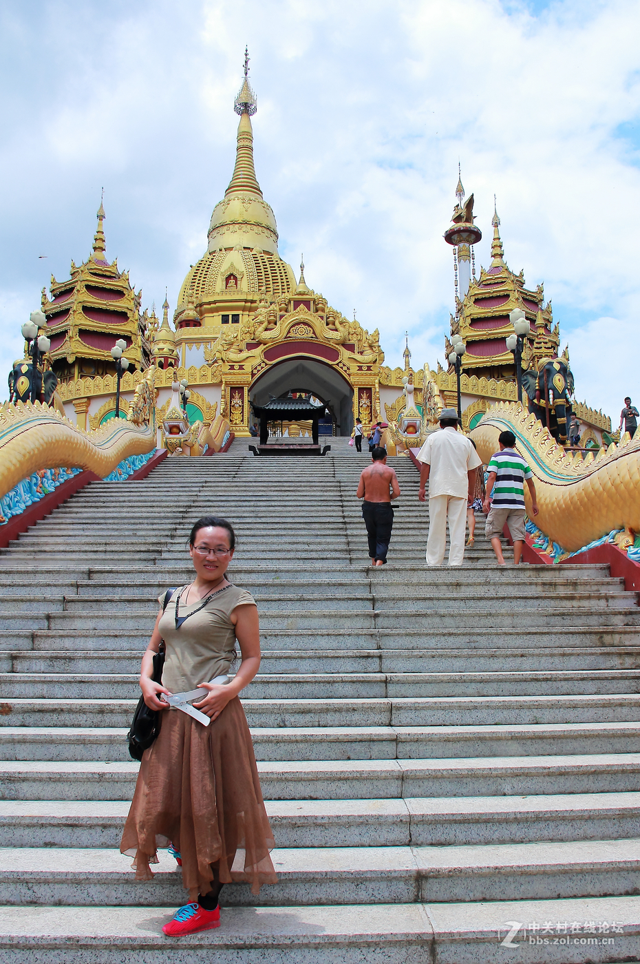 七彩云南，魅力腾冲，美女伴我行。