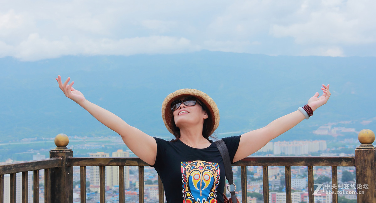 七彩云南，魅力腾冲，美女伴我行。