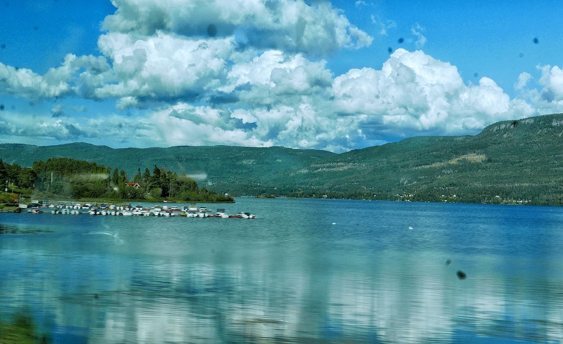 一组旅游《欧洲风景》他们这是生活在画中，疑惑国外摄影作画的大师真实水平。