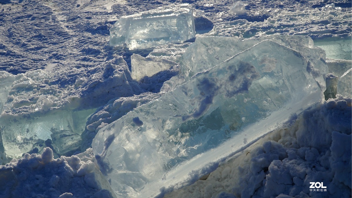 长春净月潭的冰--十五快乐--冷静面对现在