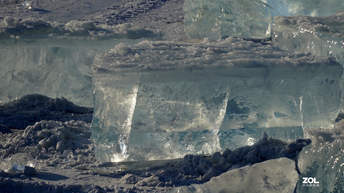 长春净月潭的冰--十五快乐--冷静面对现在