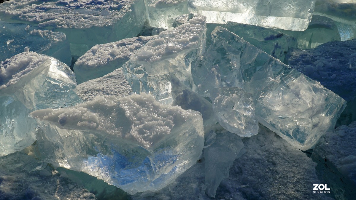 长春净月潭的冰--十五快乐--冷静面对现在