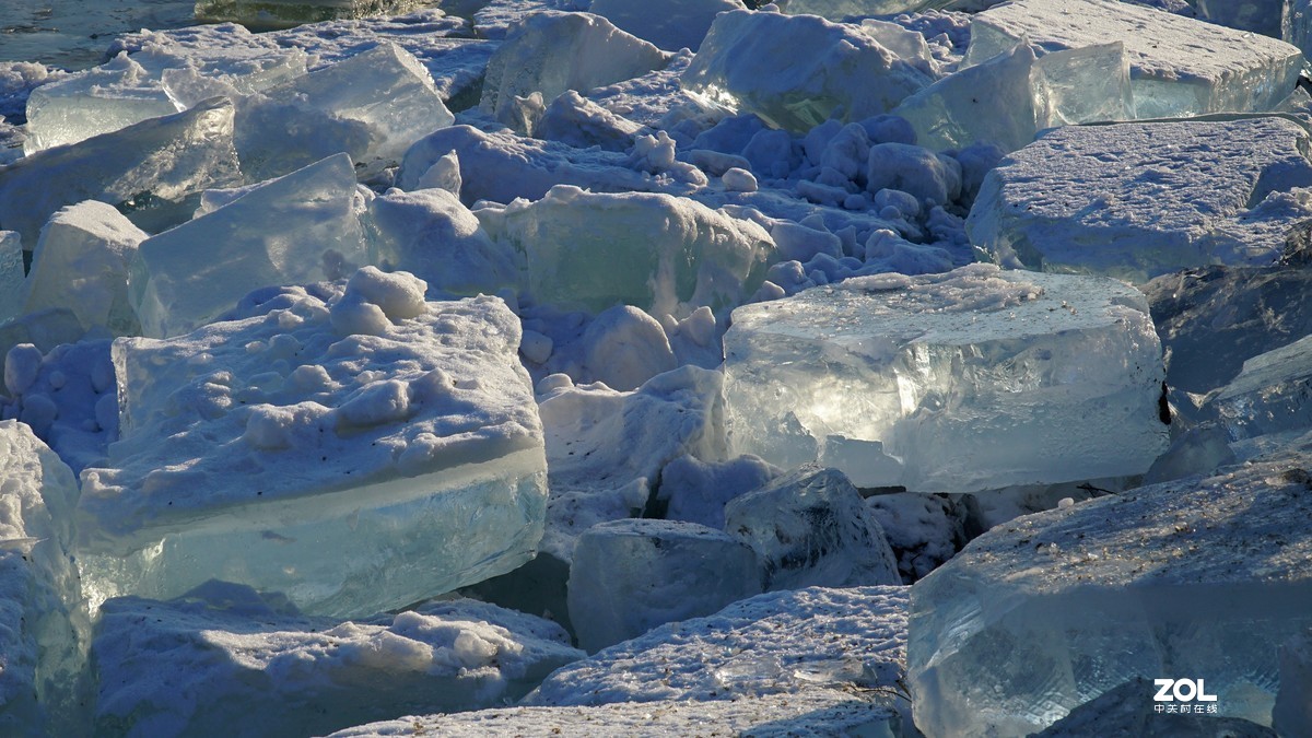 长春净月潭的冰--十五快乐--冷静面对现在