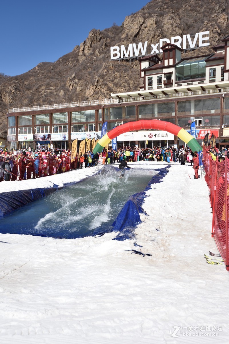 滑雪运动---------试试相机的自动连拍